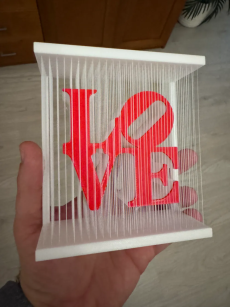 LOVE w Perspektywie – Optyczna Dekoracja 3D